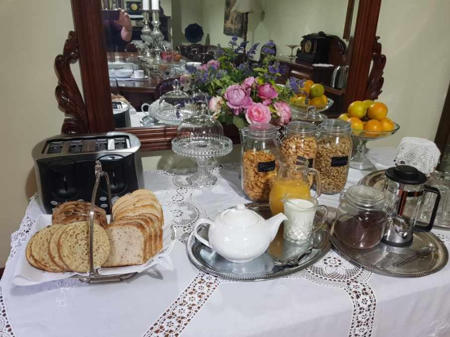 Bed & Breakfast Windsor House
